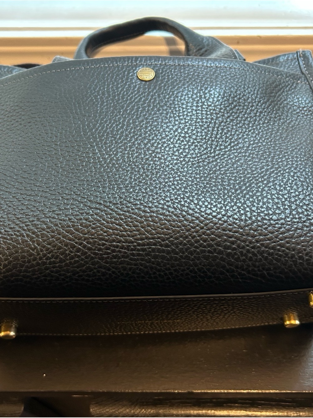 Coach Cargo 26 CAM66
New York Black Pebbled Leather Tote - Picture 7 of 11